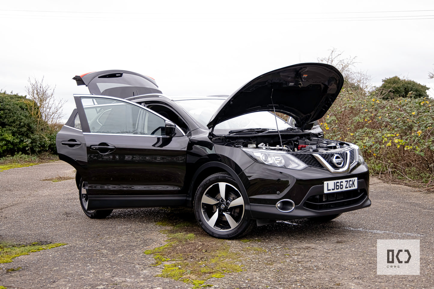2016 Nissan Qashqai N-Connecta 1.2 Dig-T Petrol - F.N.S.H. 2 owners