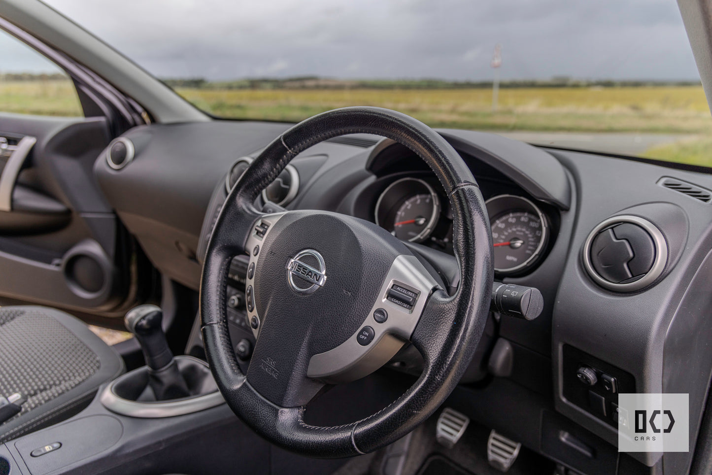 2009 Nissan Qashqai N-Tec 1.6 petrol - 2 owners from new