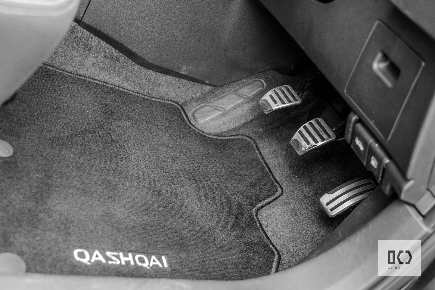 2009 Nissan Qashqai N-Tec 1.6 petrol - 2 owners from new