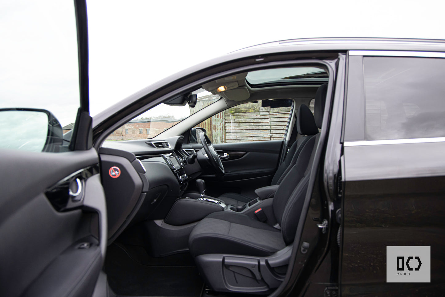 2016 Nissan Qashqai N-Connecta 1.2 Dig-T Petrol - F.N.S.H. 2 owners