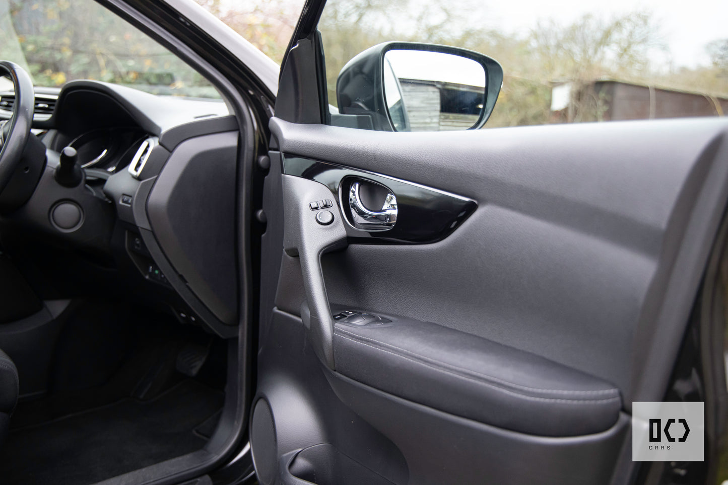 2016 Nissan Qashqai N-Connecta 1.2 Dig-T Petrol - F.N.S.H. 2 owners