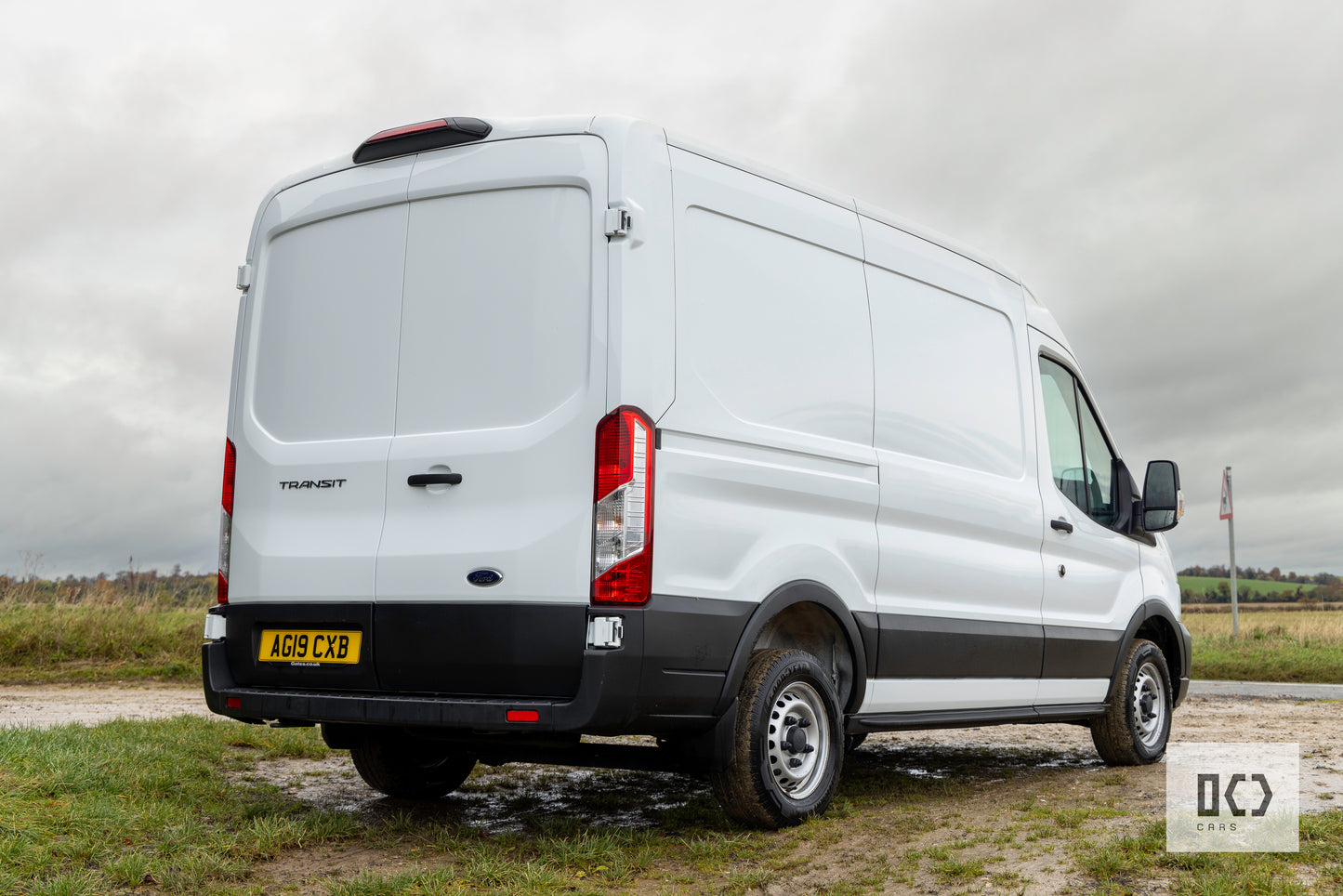 2019 Ford Transit 310 Leader Ecoblue MWB panel van, 2owners, low mileage, FFSH